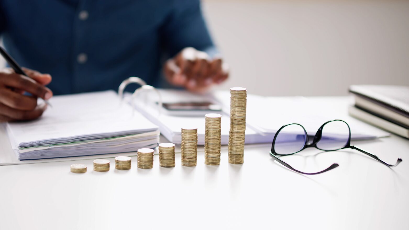 Mockupbild Lohnabrechnung auslagern für Steuerberater